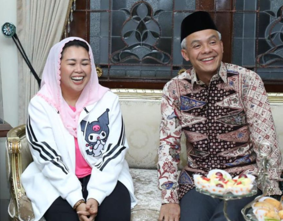 Yenny Wahid bersama Ganjar Pranowo (Foto: Istimewa)